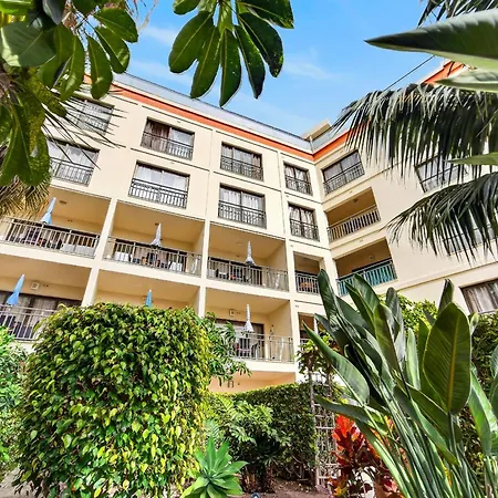 Aparthotel Elisium &