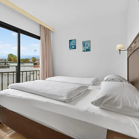 Elisium & Aparthotel