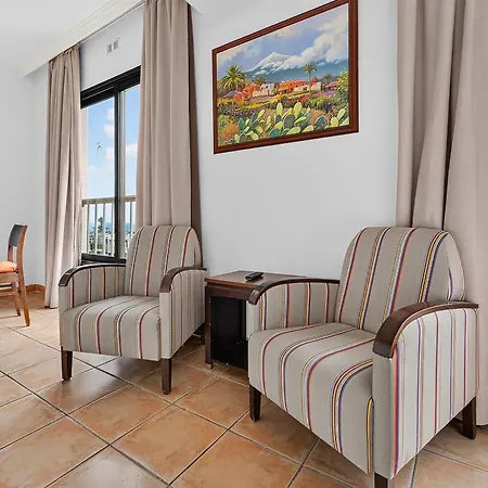 Aparthotel Elisium &