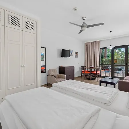 Elisium & Aparthotel 3*